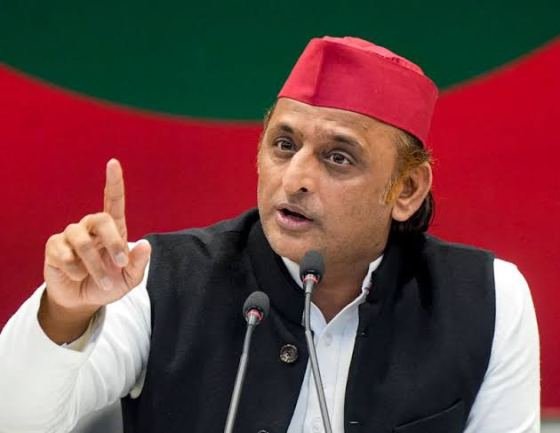 रामपुर में अखिलेश की दस्तक, बरेली में सपा का जोश हाई! 2027 के सियासी समीकरणों पर नजर